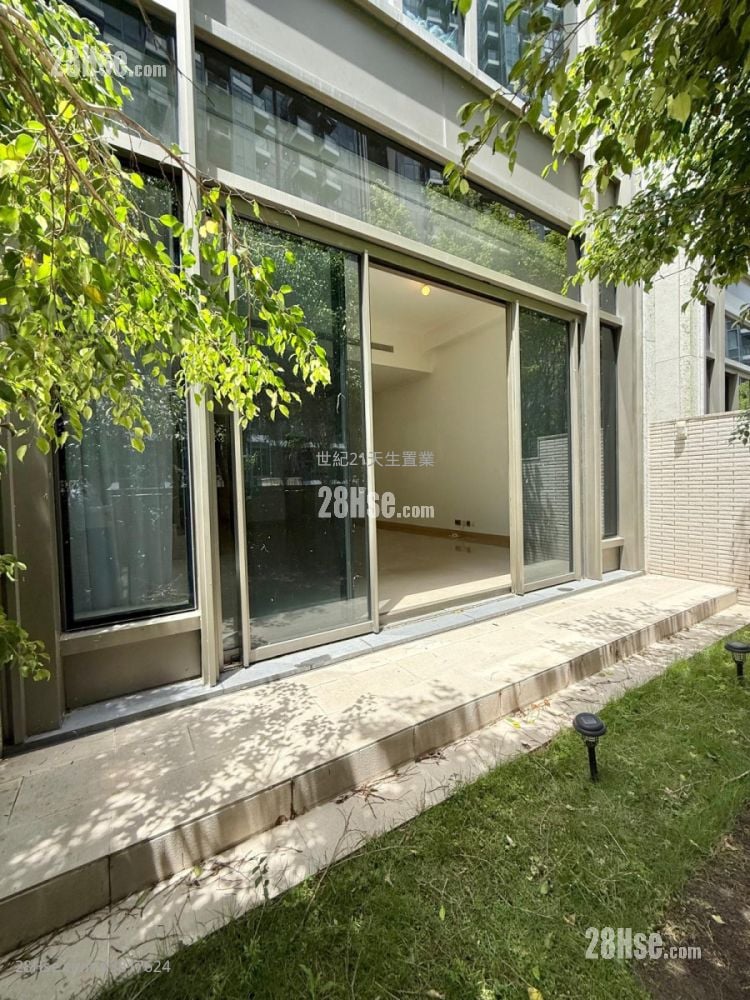 NAPA 售盘 4 房 , 3 浴室 1,763 平方尺