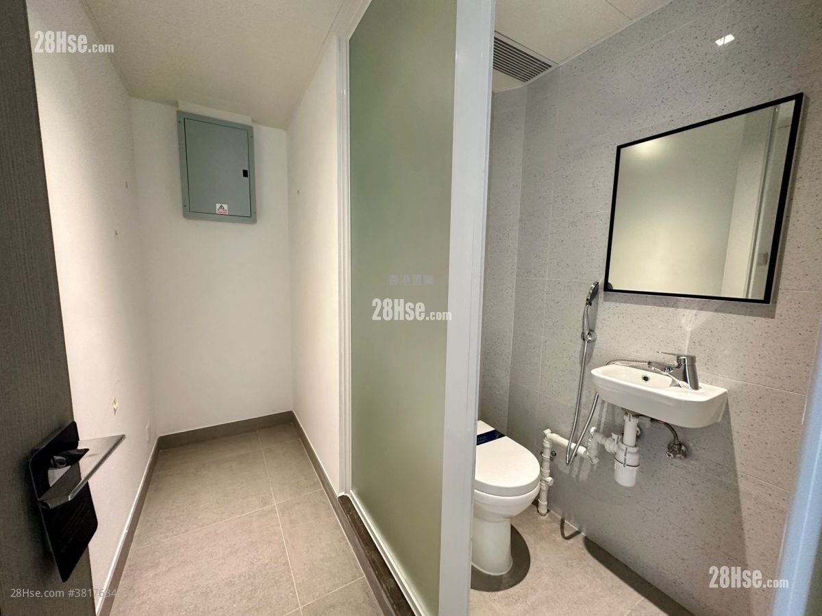 The Southside Rental 3 Bedrooms , 3 Bathrooms 1,006 ft²