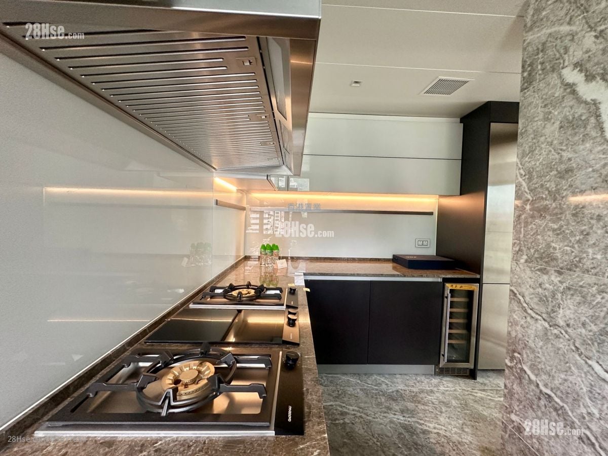 The Southside Rental 3 Bedrooms , 3 Bathrooms 1,006 ft²