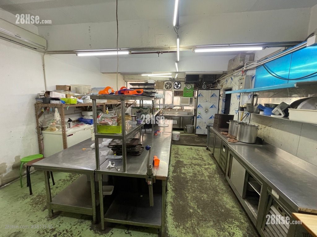 Gee Lok Industrial Building Rental 1,400 ft²