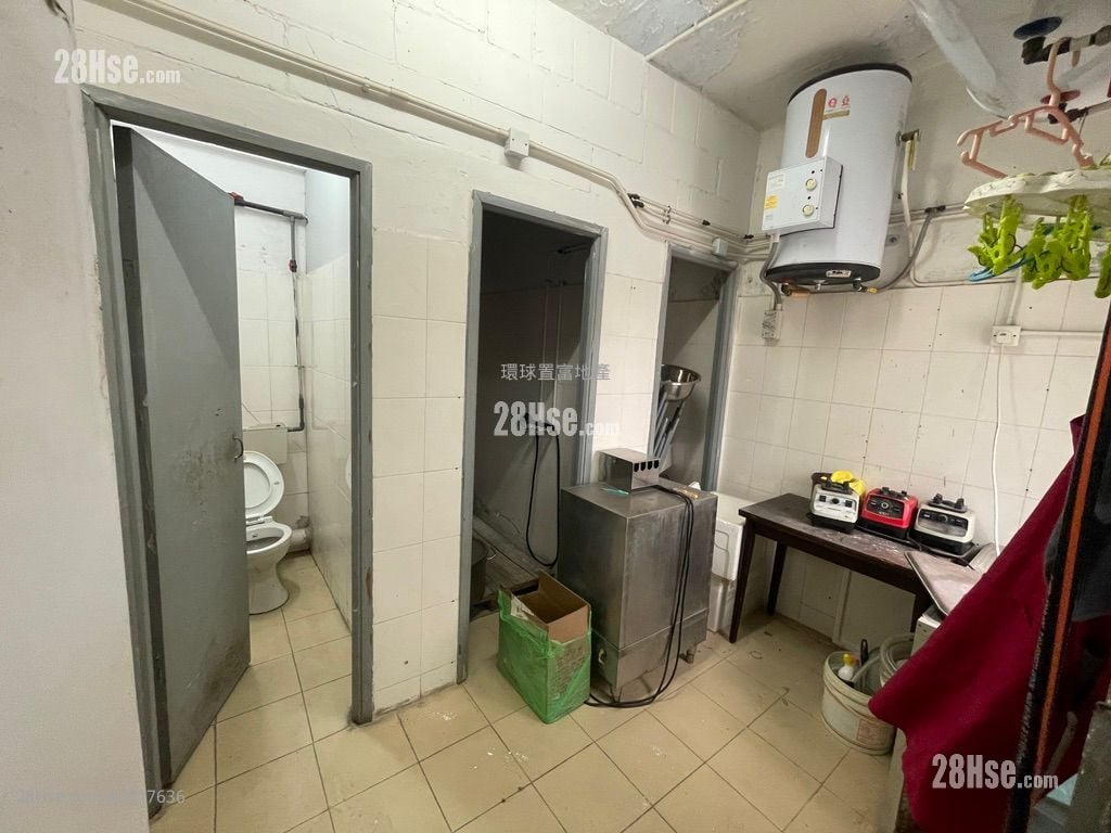 Gee Lok Industrial Building Rental 1,400 ft²