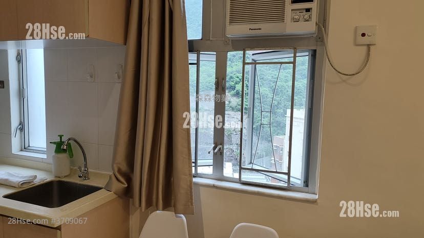 龍景大廈 租盤 2 房 , 1 浴室 392 平方呎