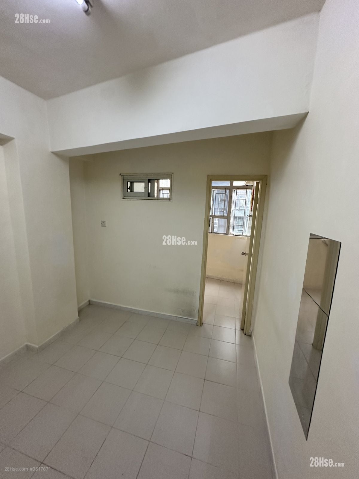 五聯大廈 租盤 1 房 , 1 浴室 175 平方呎