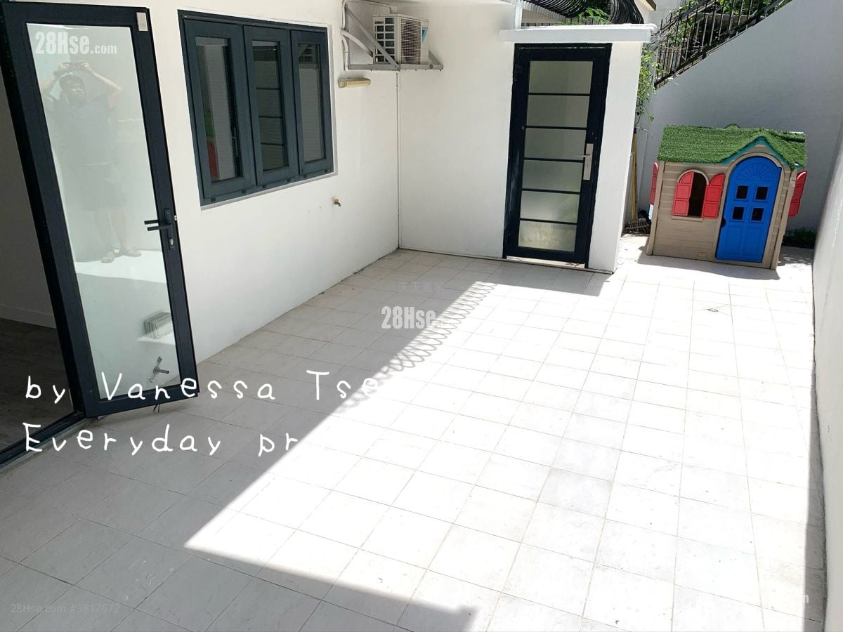 村屋 租盤 3 房 , 1 浴室 1,200 平方呎