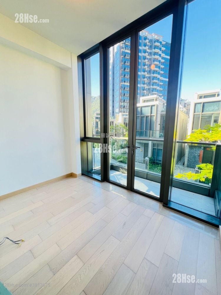 Napa Sell 4 Bedrooms , 4 Bathrooms 1,763 ft²