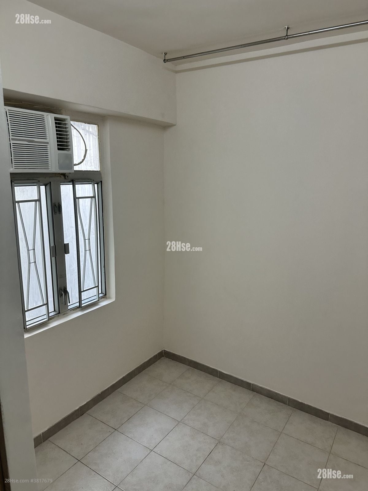 龍鳳大廈 租盤 80 平方呎