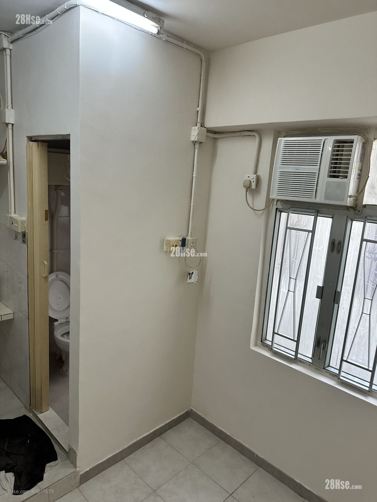 龍鳳大廈 租盤 80 平方呎