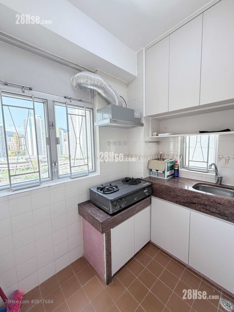 得寶花園 租盤 2 房 , 1 浴室 282 平方呎