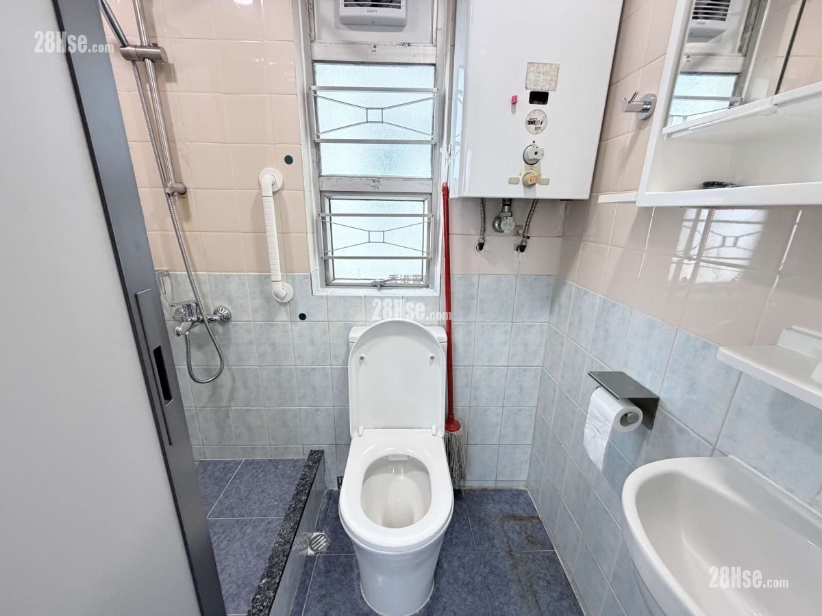 得寶花園 租盤 2 房 , 1 浴室 282 平方呎