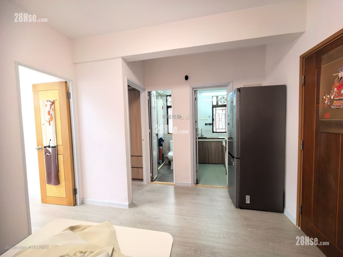 Fuk Ming Building Rental 2 Bedrooms , 1 Bathroom 296 ft²