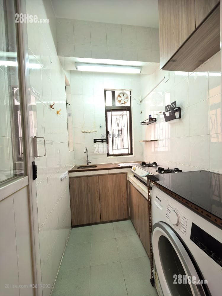 Fuk Ming Building Rental 2 Bedrooms , 1 Bathroom 296 ft²