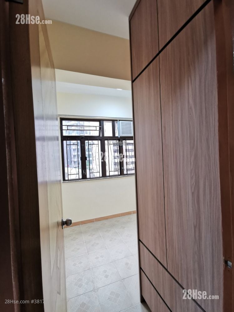 Fuk Ming Building Rental 2 Bedrooms , 1 Bathroom 296 ft²