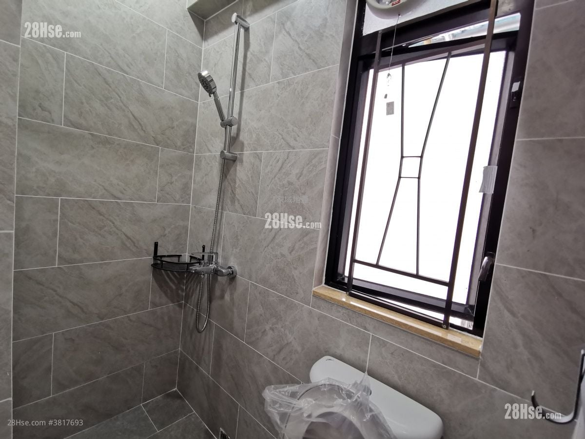Fuk Ming Building Rental 2 Bedrooms , 1 Bathroom 296 ft²