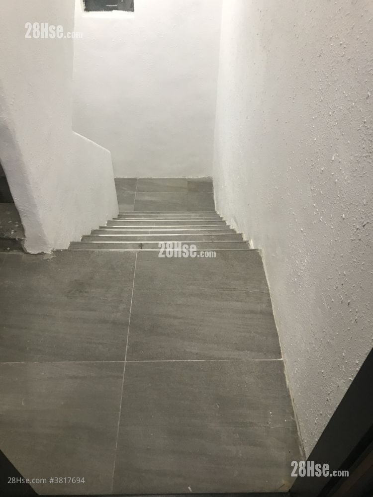 單幢樓房 租盤 開放式間隔 , 1 浴室 180 平方呎