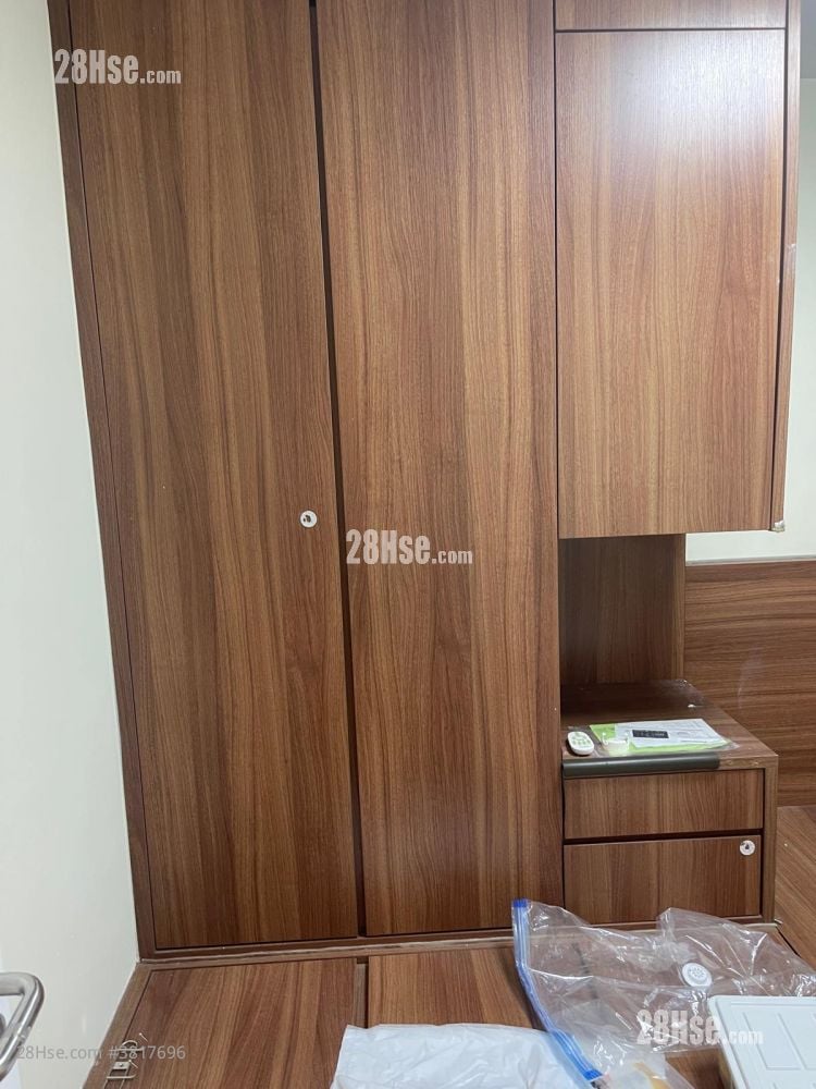 Kingsford Terrace Rental 3 Bedrooms , 1 Bathroom 590 ft²