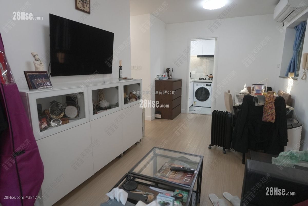 Seaview Crescent Rental 2 Bedrooms , 1 Bathroom 516 ft²