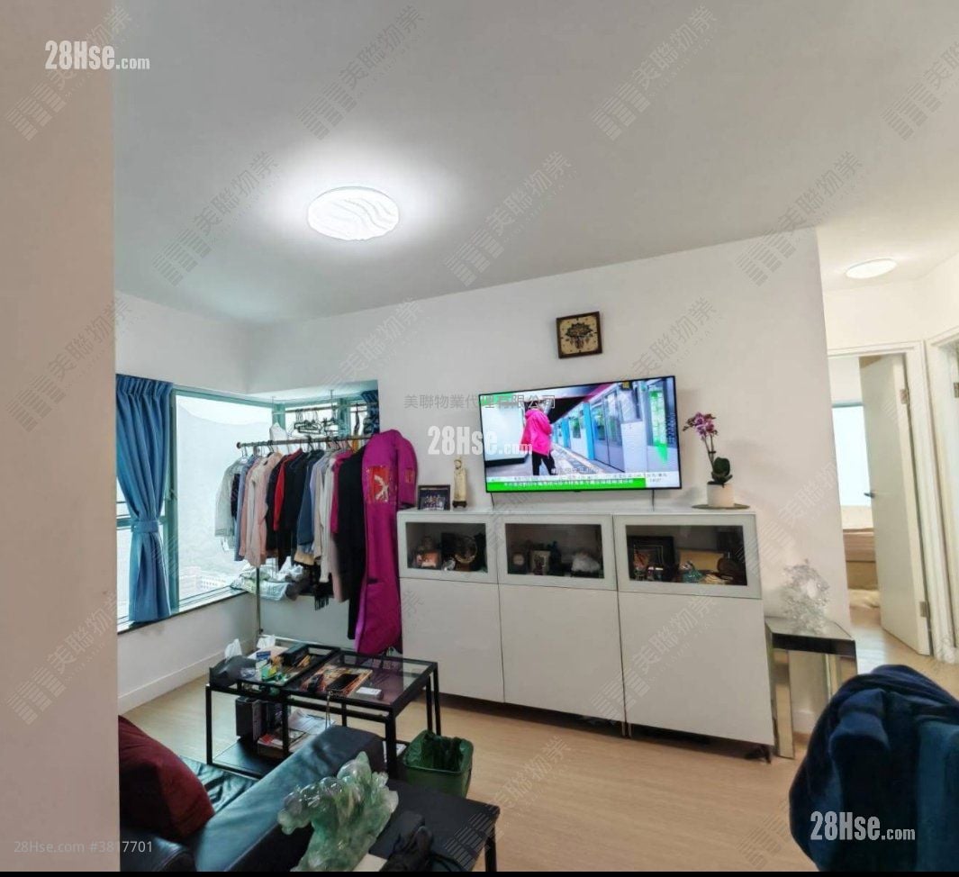 Seaview Crescent Rental 2 Bedrooms , 1 Bathroom 516 ft²