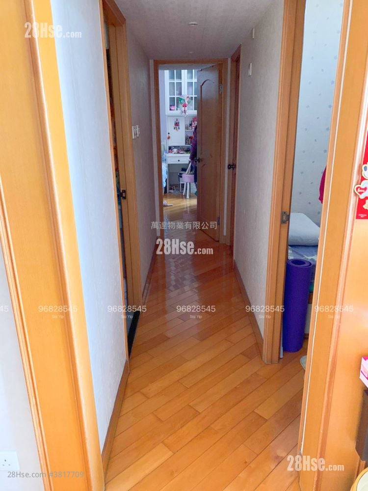 Kam Tai Court Sell 3 Bedrooms , 2 Bathrooms 650 ft²