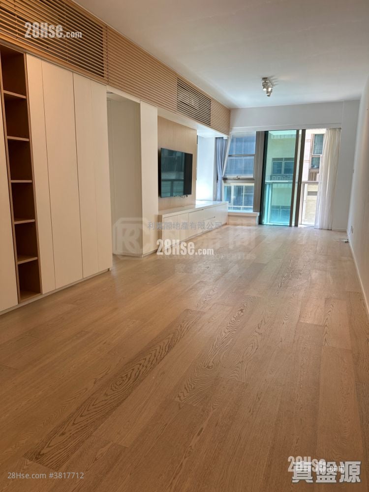 Mayfair By The Sea Sell 3 Bedrooms 886 ft²