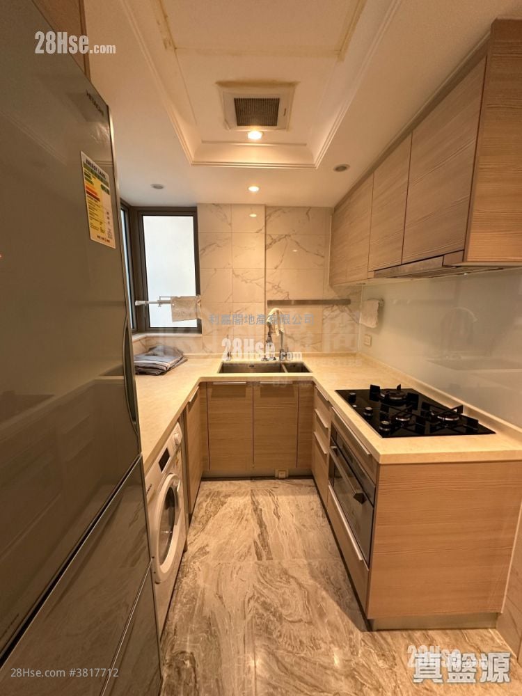 Mayfair By The Sea Sell 3 Bedrooms 886 ft²