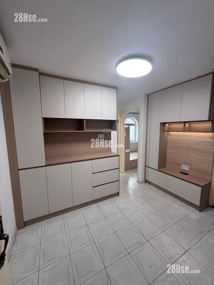 Sun Mei Garden Sell 2 Bedrooms , 1 Bathroom 450 ft²