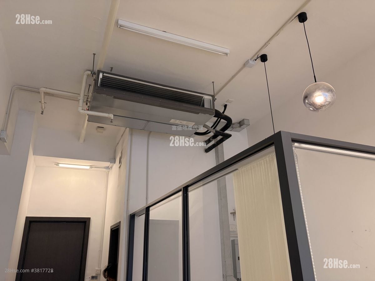 金百盛中心 租盤 1 房 , 1 廁所