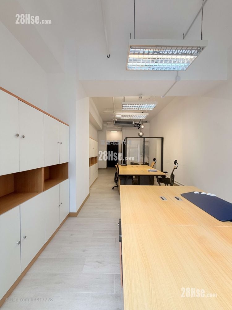 金百盛中心 租盤 1 房 , 1 廁所