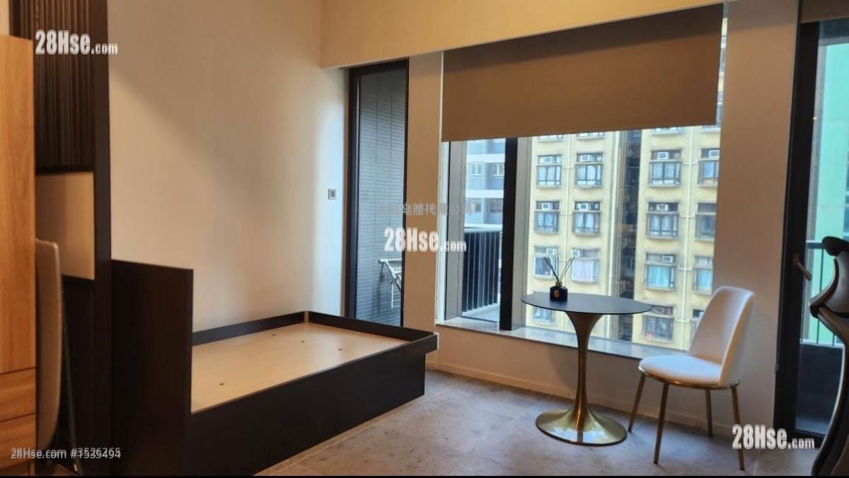 Bohemian House Rental Studio , 1 Bathroom 299 ft²