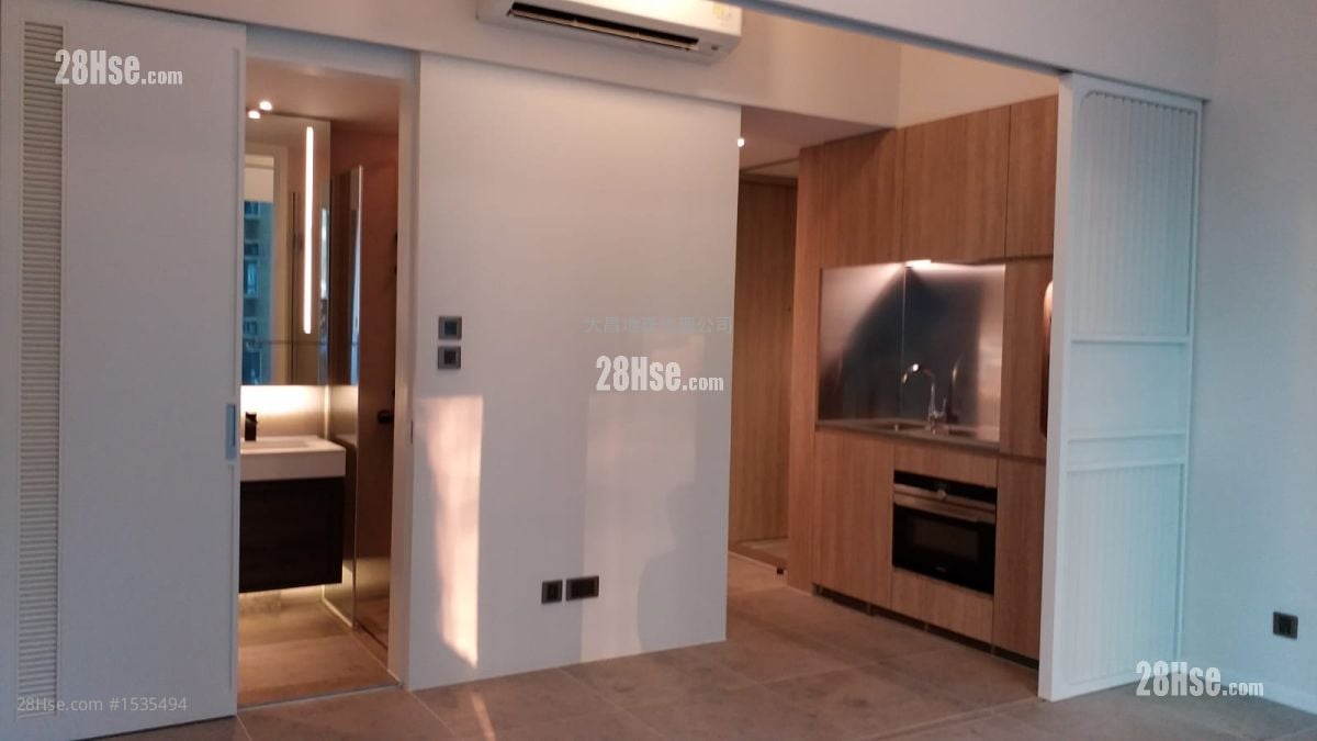 Bohemian House Rental Studio , 1 Bathroom 299 ft²