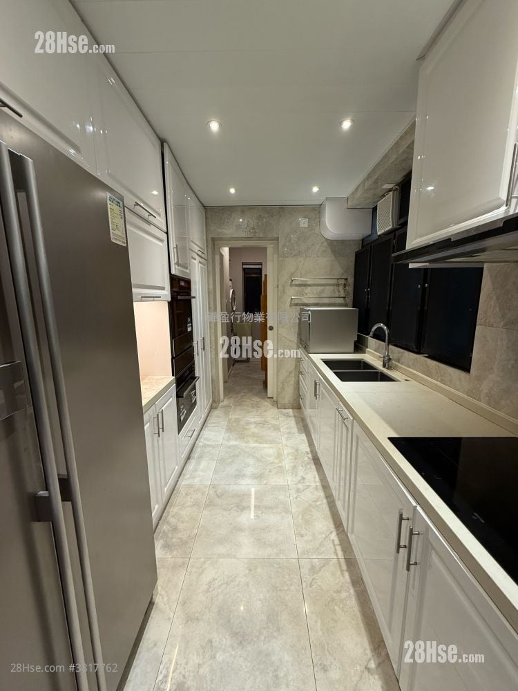 福苑 租盘 4 房 , 2 浴室 1,397 平方尺