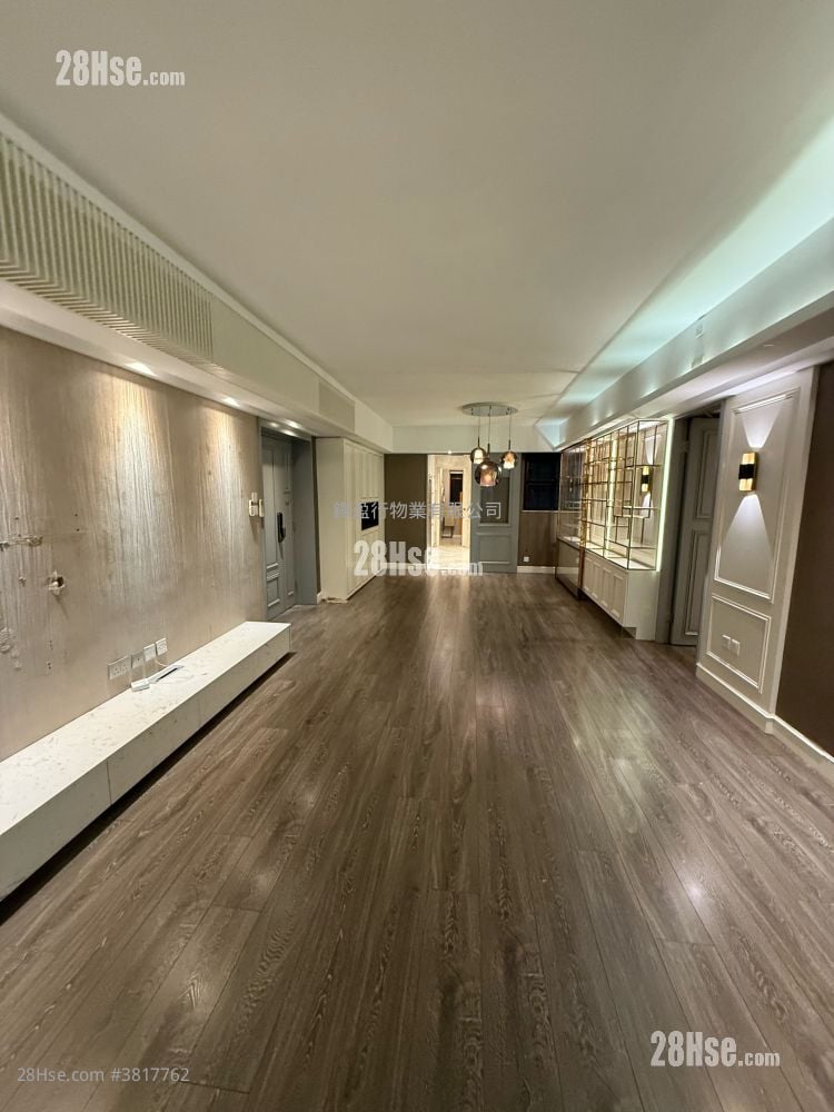 福苑 租盘 4 房 , 2 浴室 1,397 平方尺