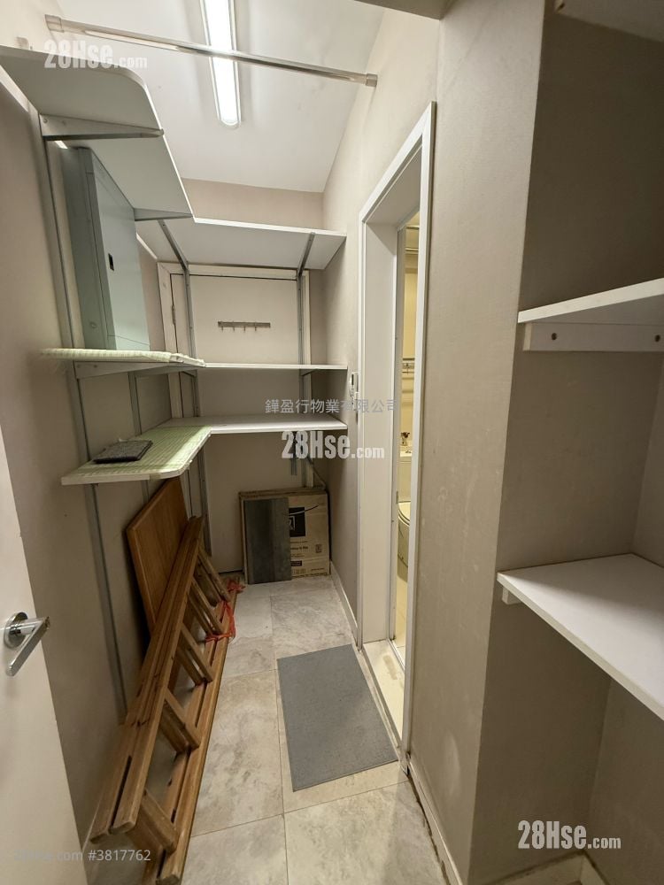 福苑 租盘 4 房 , 2 浴室 1,397 平方尺