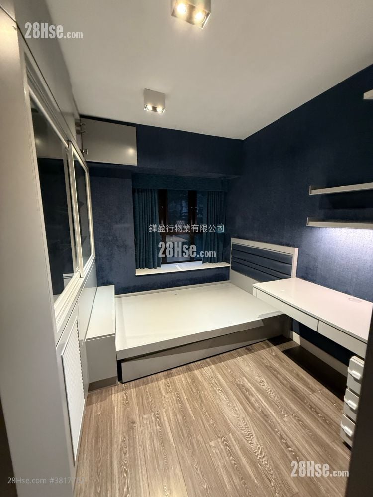 福苑 租盘 4 房 , 2 浴室 1,397 平方尺