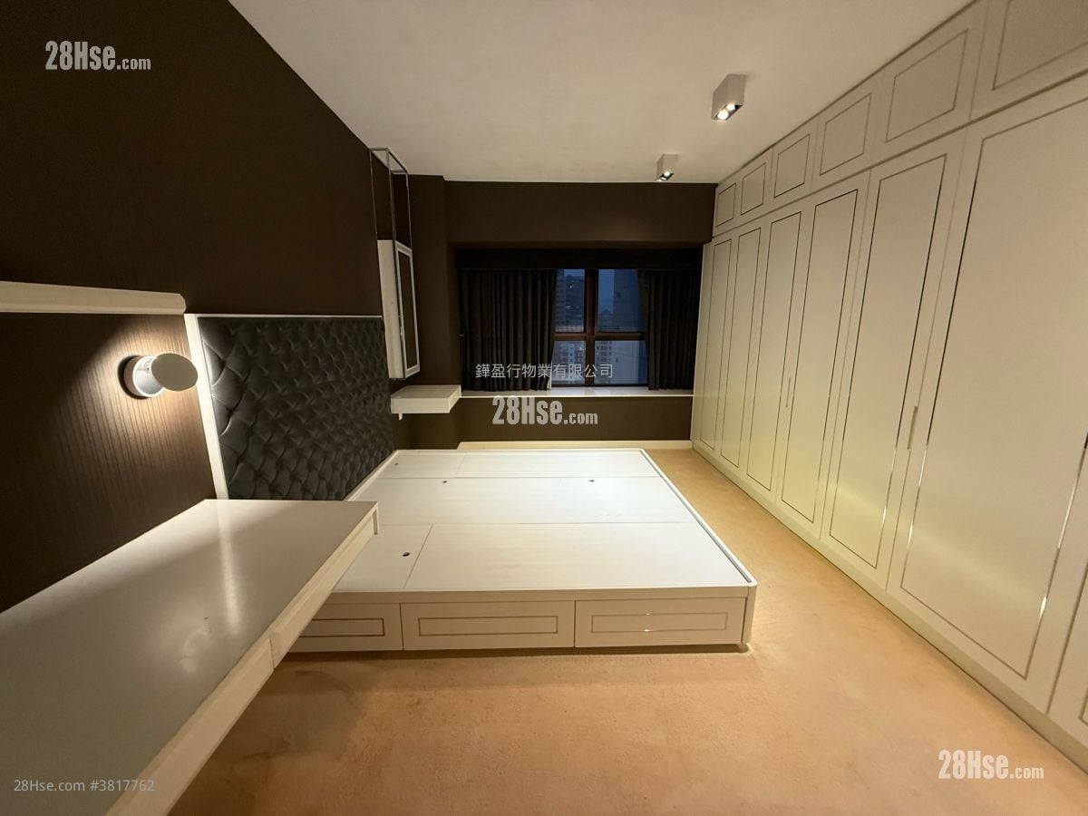 福苑 租盘 4 房 , 2 浴室 1,397 平方尺