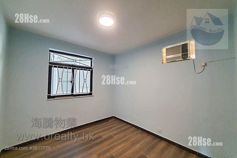 村屋 售盘 2 房 , 2 浴室 700 平方尺