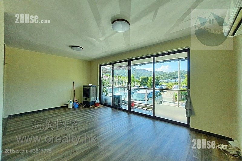 村屋 售盘 2 房 , 2 浴室 700 平方尺