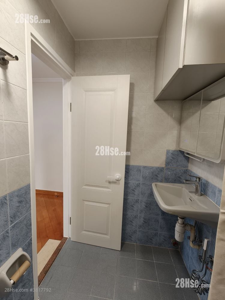 龙蟠苑 租盘 2 房 , 1 浴室 426 平方尺