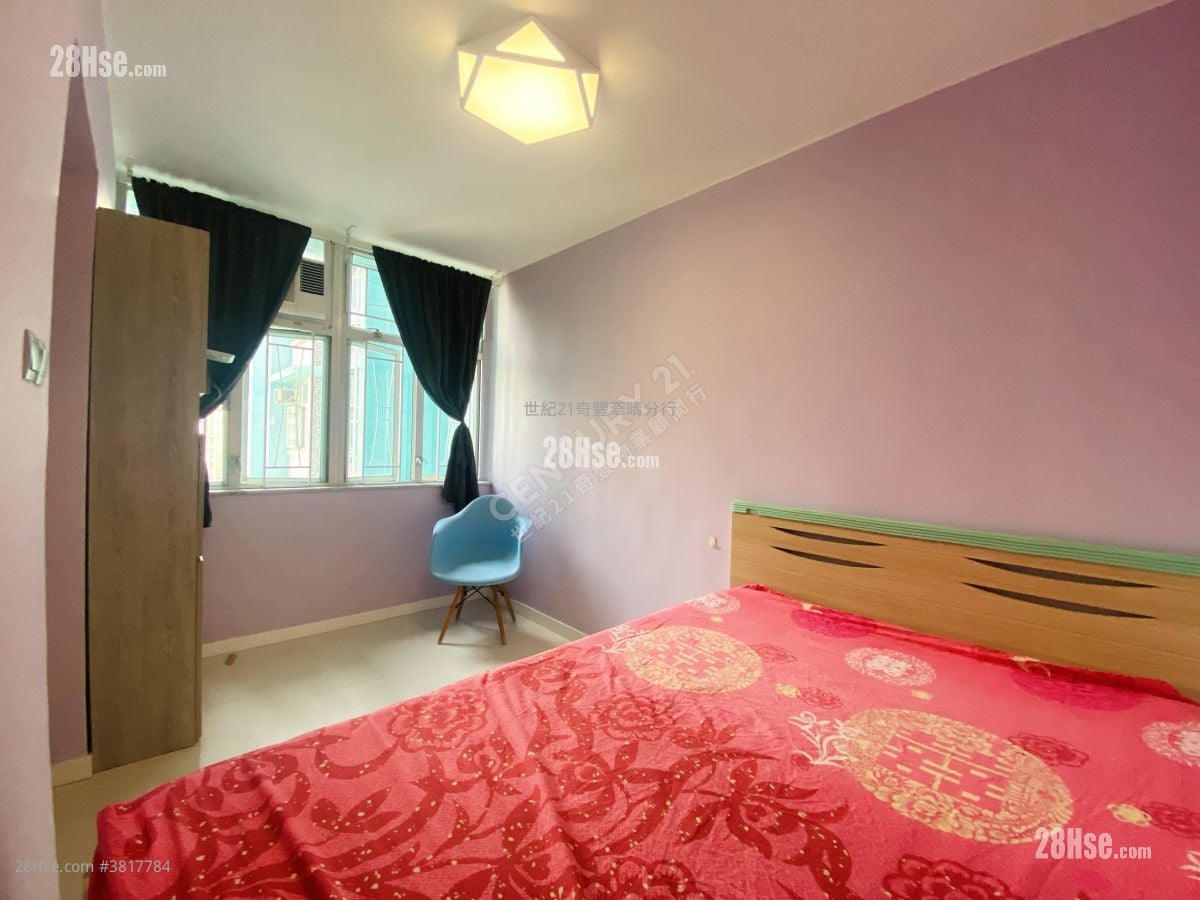 睡房 1: 景盛苑  售盤 2 房 , 1 浴室 538 平方呎