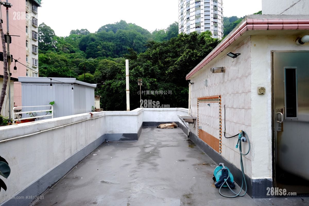 天台: 浣纱街11-11A号 售盘 2 房 , 1 浴室 638 平方尺