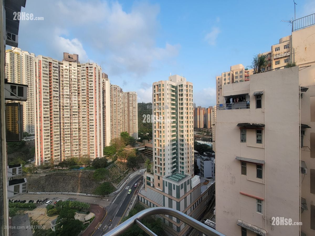 宏光楼 售盘 3 房 386 平方尺