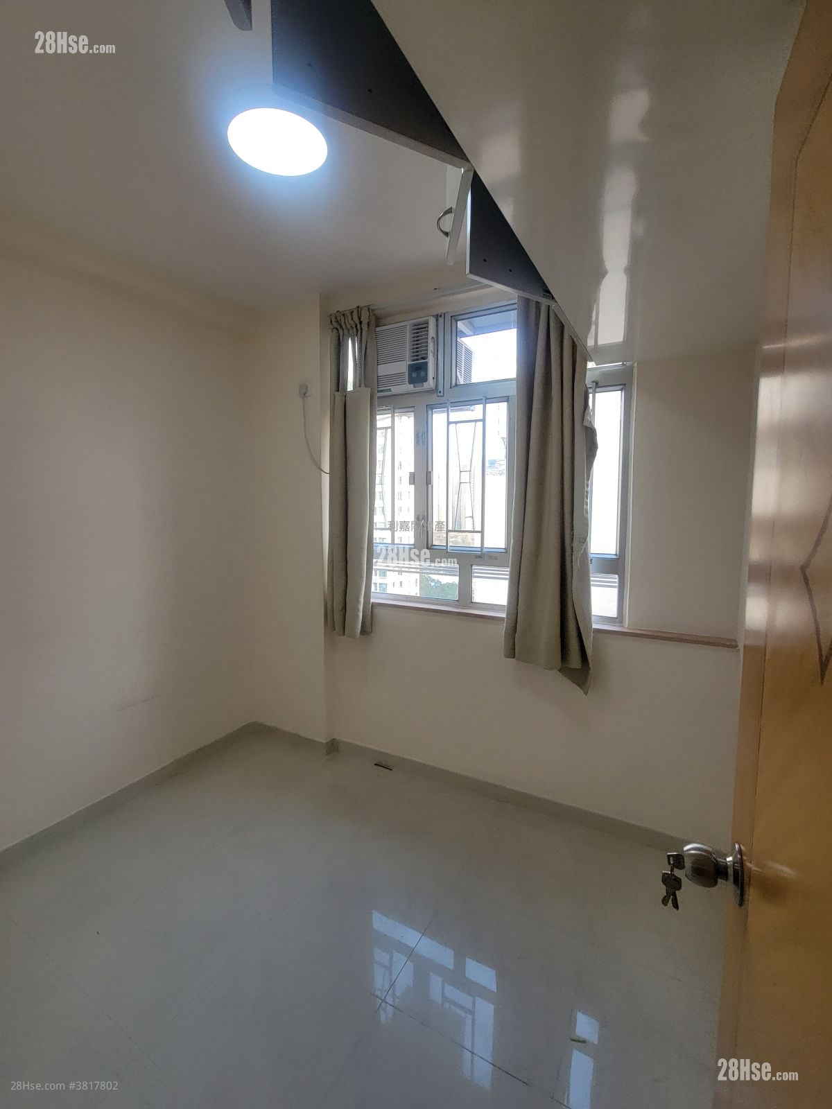 宏光楼 售盘 3 房 386 平方尺