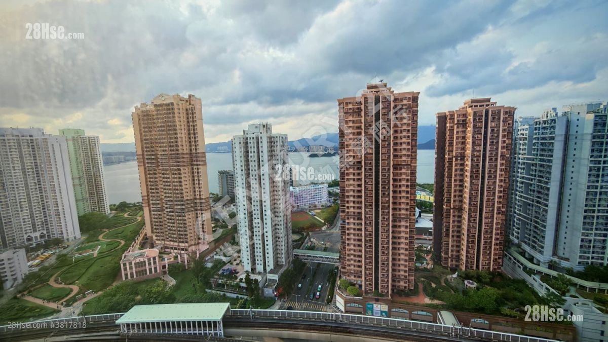 Sunshine City Rental 3 Bedrooms , 1 Bathroom 519 ft²