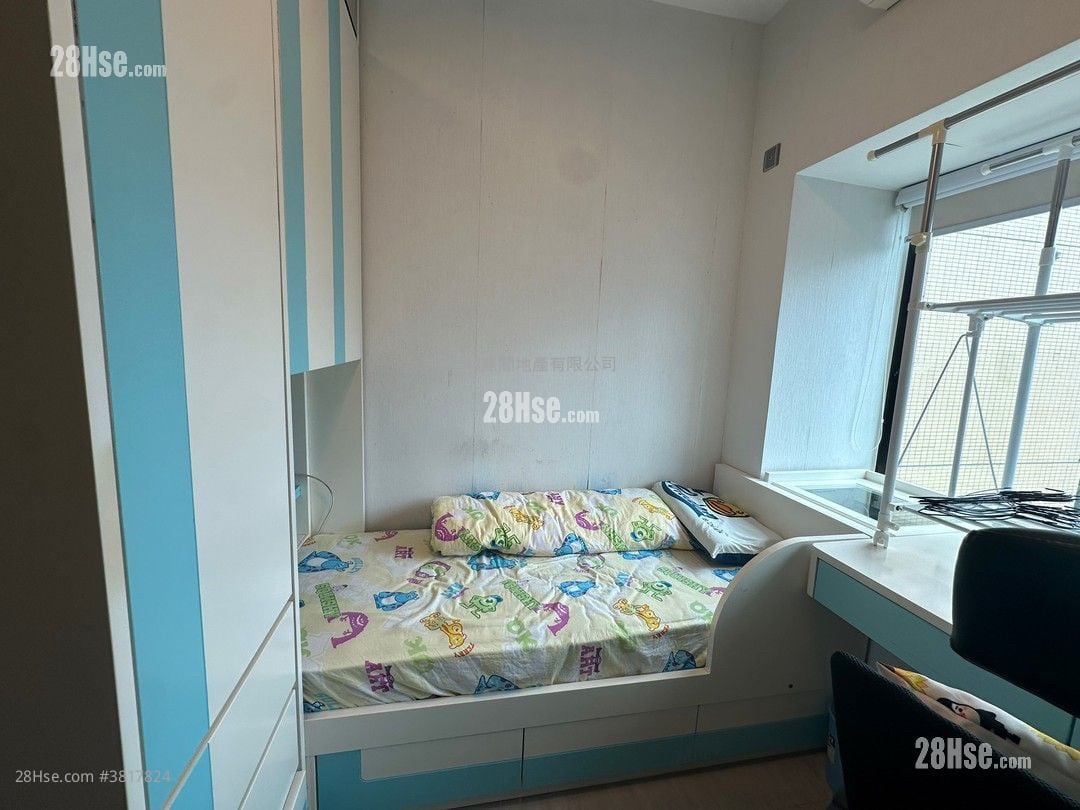 曉峰園 售盤 3 房 , 1 浴室 755 平方呎