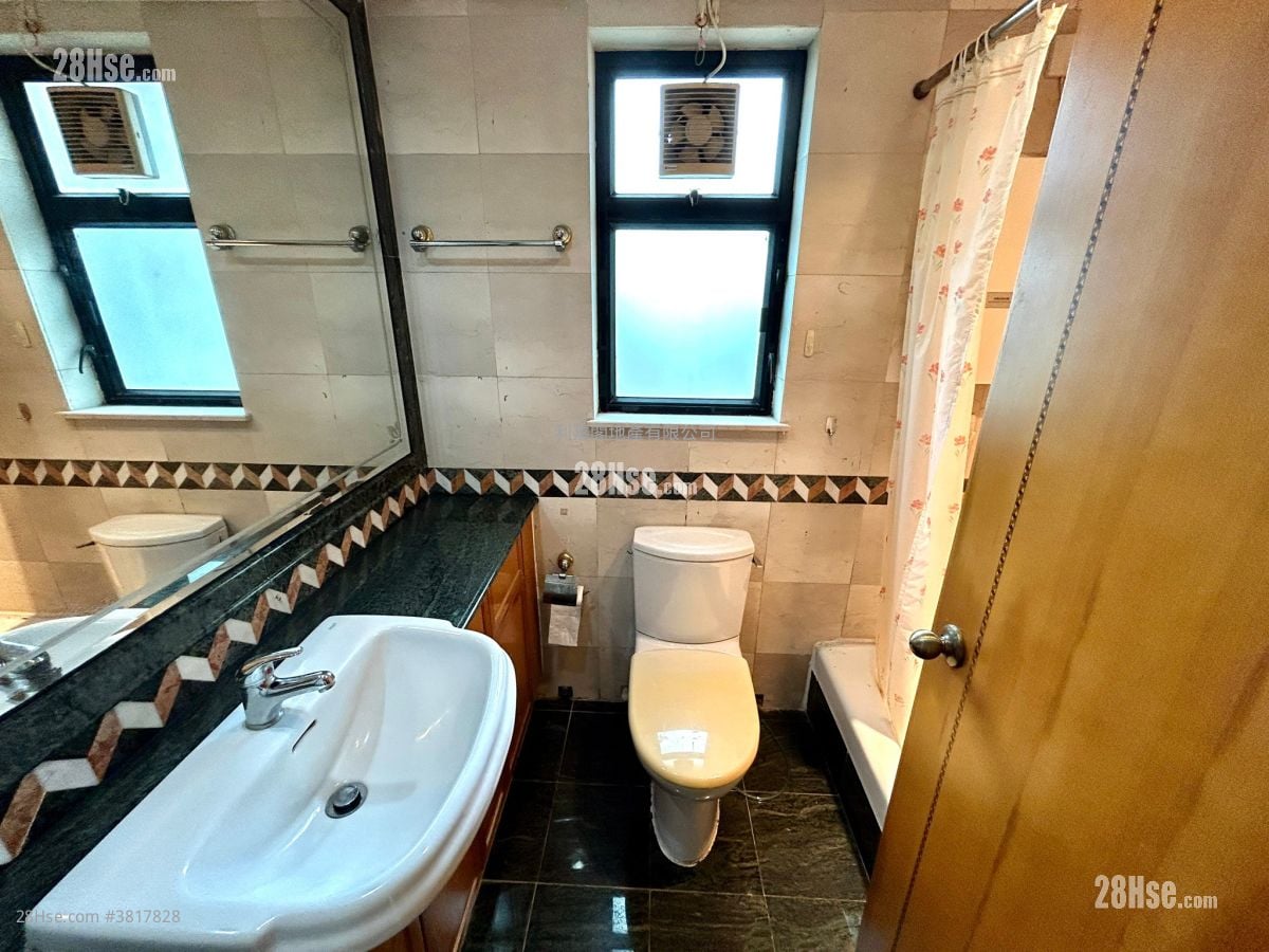 曉峰園 售盤 2 房 , 1 浴室 548 平方呎