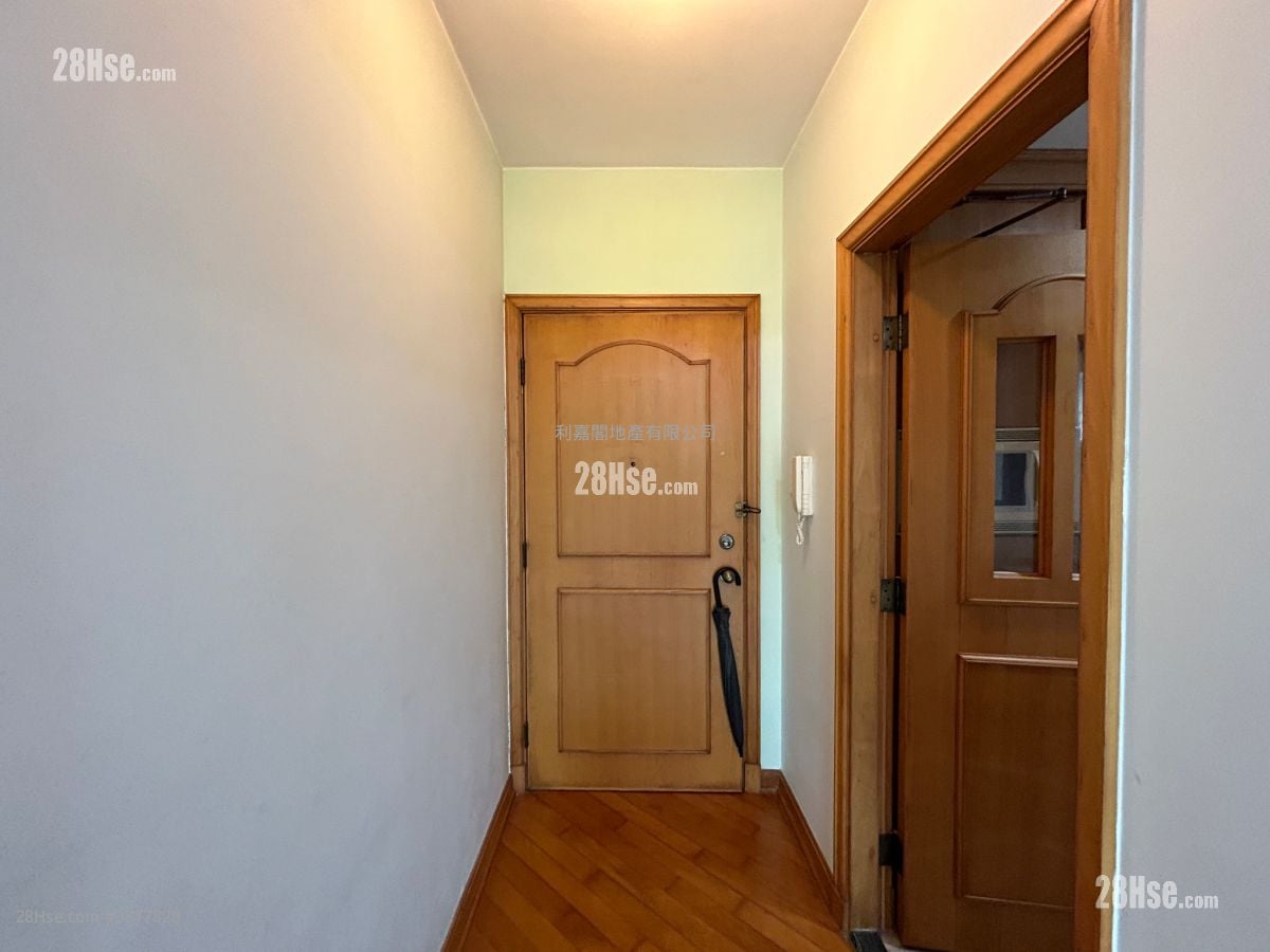 曉峰園 售盤 2 房 , 1 浴室 548 平方呎