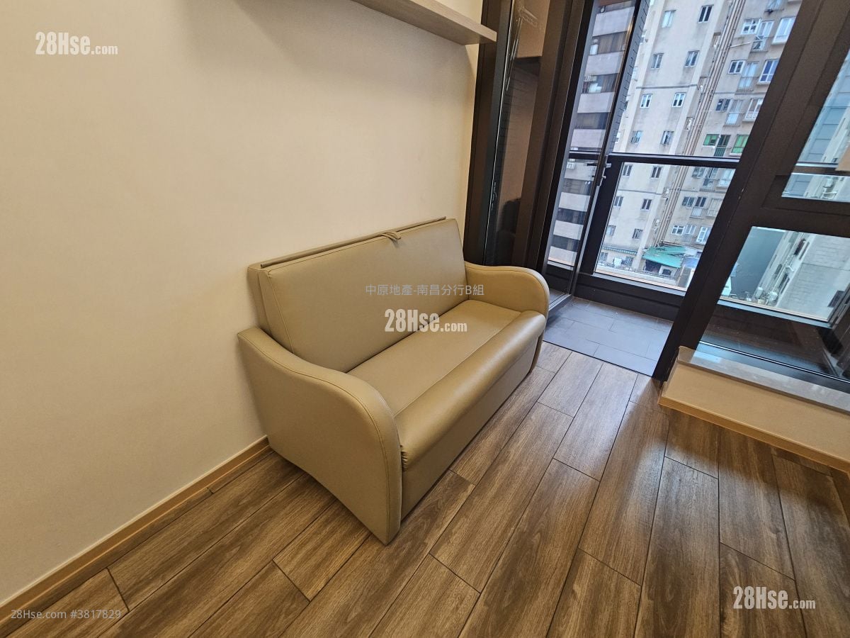 Bright Moon Rental 1 Bedroom , 1 Bathroom 337 ft²