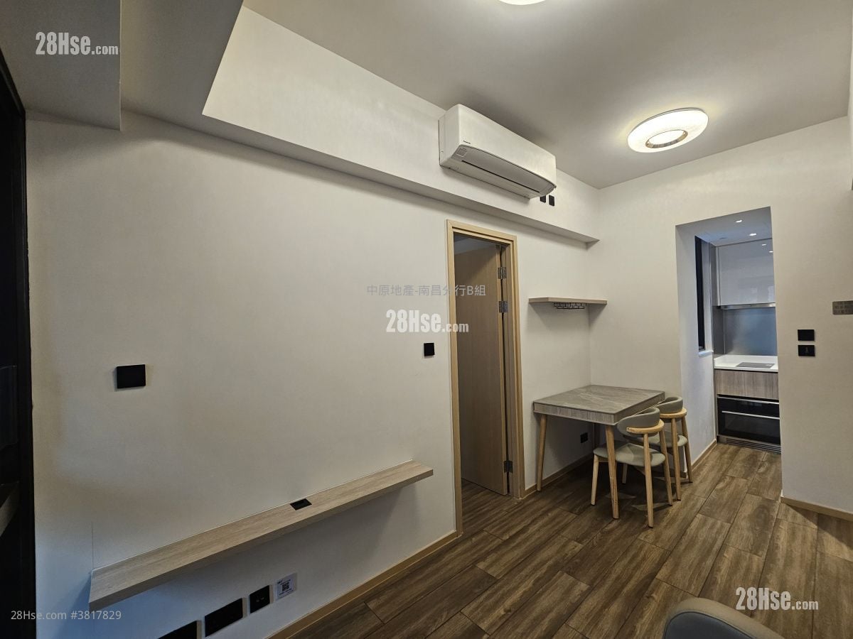 Bright Moon Rental 1 Bedroom , 1 Bathroom 337 ft²