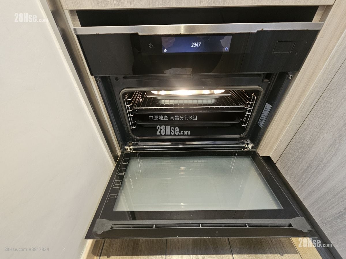 Bright Moon Rental 1 Bedroom , 1 Bathroom 337 ft²