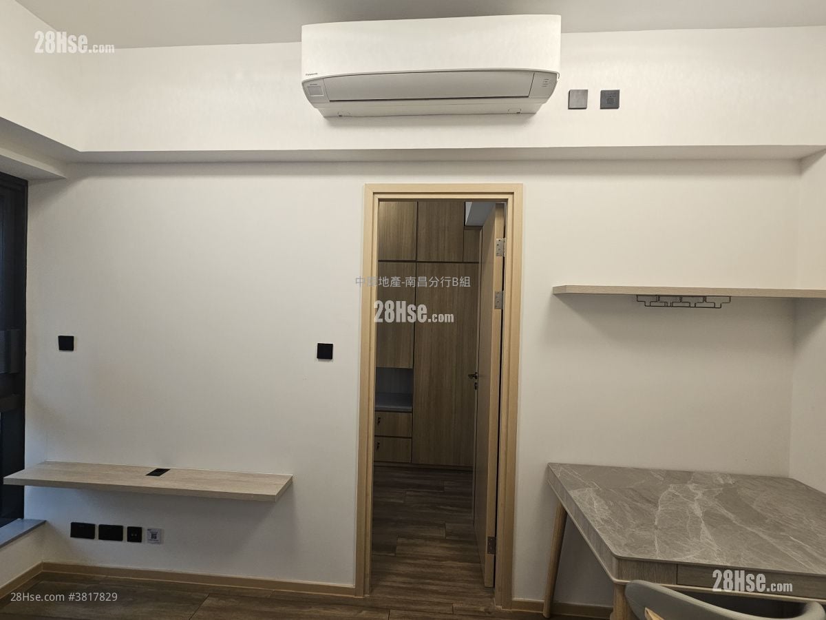 Bright Moon Rental 1 Bedroom , 1 Bathroom 337 ft²