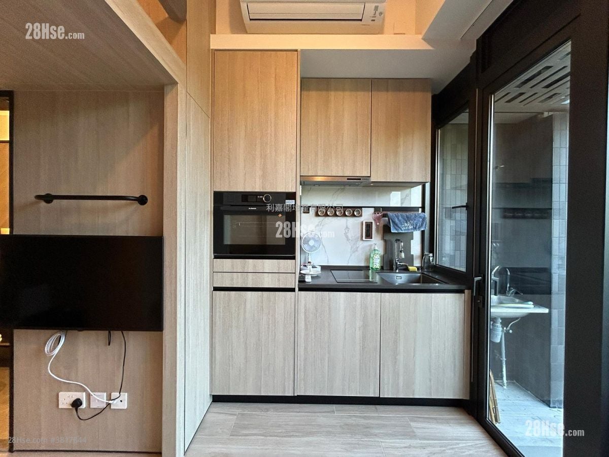 The Met.azure Rental Studio , 1 Bathroom 203 ft²